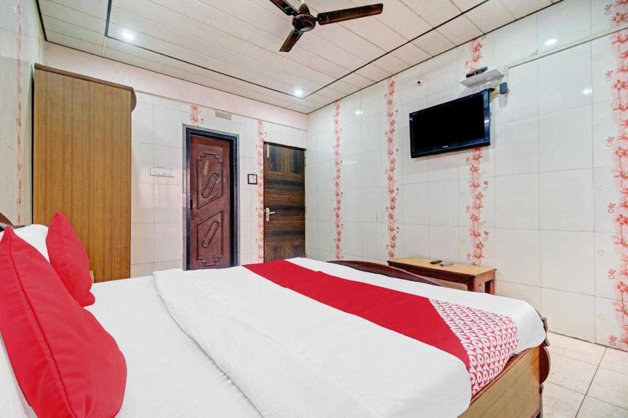 Oyo 80762 Hotel New Mini Mahal Turambhe Exteriör bild